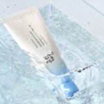 ⁦BEAUTY OF JOSEON- بيوتي أوف جوسون ريليف صن أكوا فريش رايس + بي 5 واقي من الشمس بعامل حماية 50+، 50 مل⁩ - الصورة ⁦4⁩