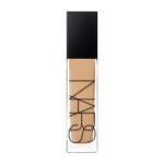 NARS- BARCELONA كريم أساس نارس ناتشورال راديانت لونغوير