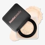 HUDA BEAUTY- هدى بيوتي لوس باودر  ايزي بيك باوند كيك 20 جم (POUND CAKE)