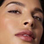 ⁦ELF-ظلال عيون لامعة ناعمة كالرقائق(WHITE HOT)2g.⁩ - الصورة ⁦2⁩