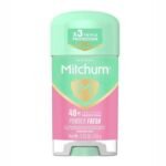 MITCHUM-جل مضاد للتعرق ومزيل للرائحة للنساء، حماية ثلاثية ضد الروائح، برائحة "باودر فريش" (انتعاش البودرة)، حماية تدوم 48 ساعة، 2.25 أونصة.